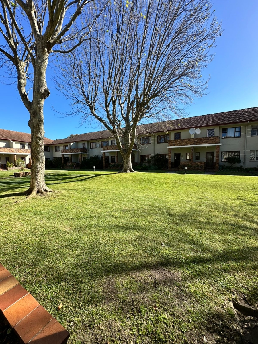 To Let 1 Bedroom Property for Rent in Kenilworth Western Cape